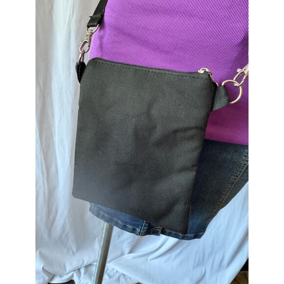 Las Vegas Souvenir Crossbody Bag - Picture 4 of 7